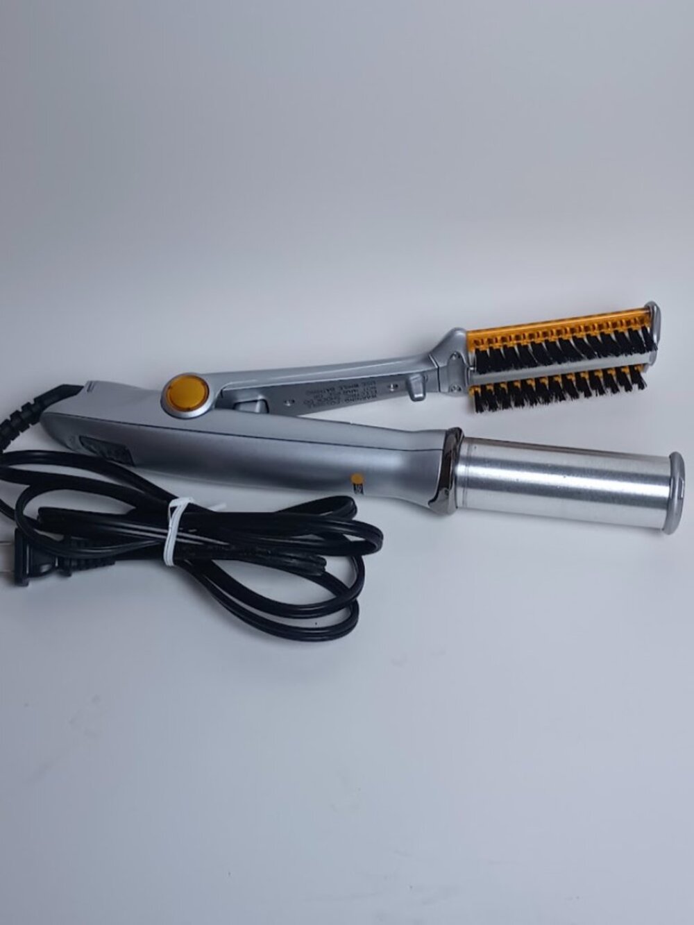 InStyler The Rotating Iron Silver Straightener Curler IS1001.  1.25" Barrel